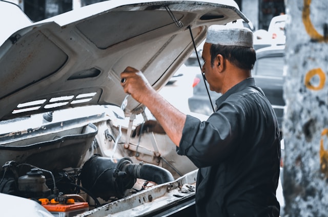 Car inspection before buying in Pakistan